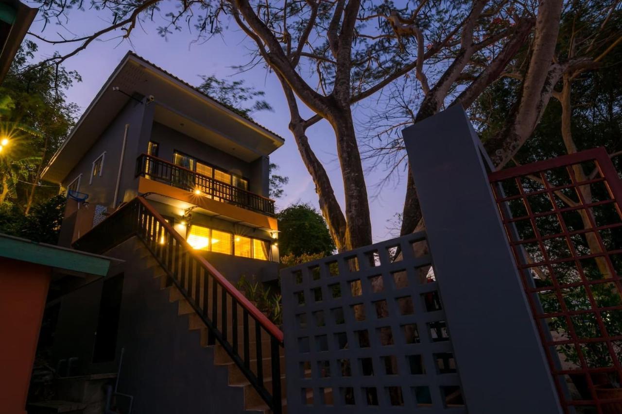 Koh Sirey Beachfront Pool Villa Phuket Εξωτερικό φωτογραφία