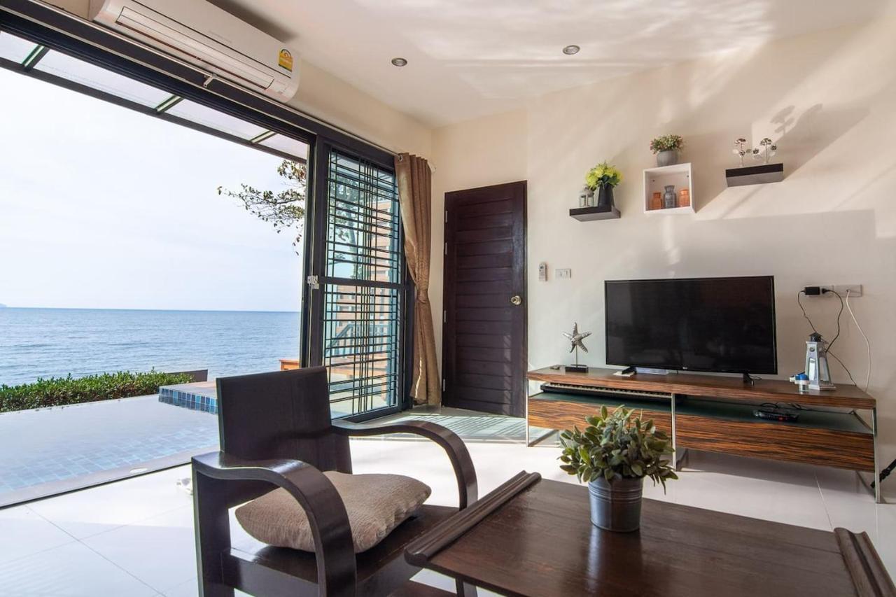 Koh Sirey Beachfront Pool Villa Phuket Εξωτερικό φωτογραφία