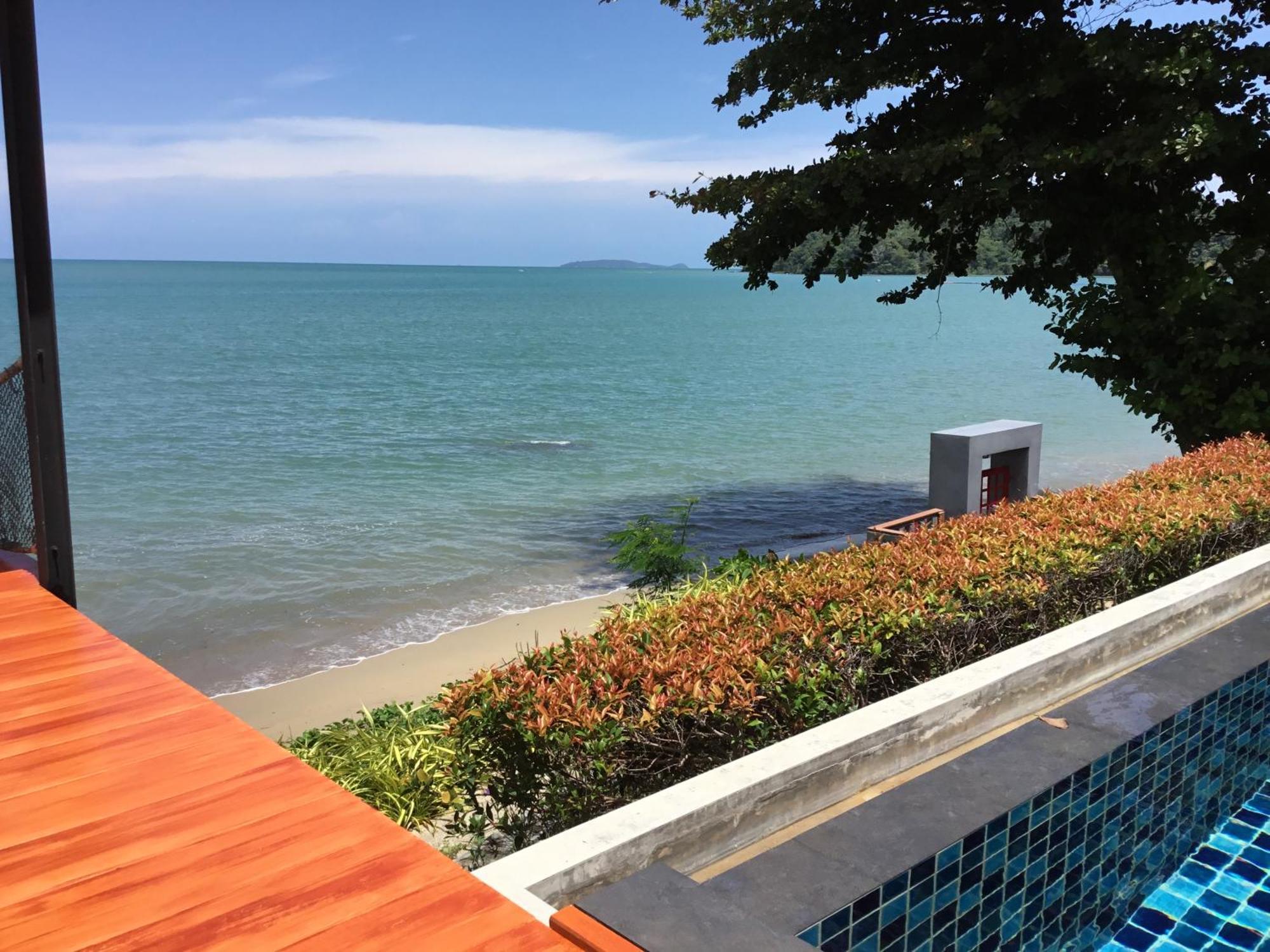 Koh Sirey Beachfront Pool Villa Phuket Εξωτερικό φωτογραφία